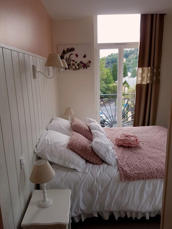 Le Pavillon Bed & Breakfast La Bourboule ภายนอก รูปภาพ
