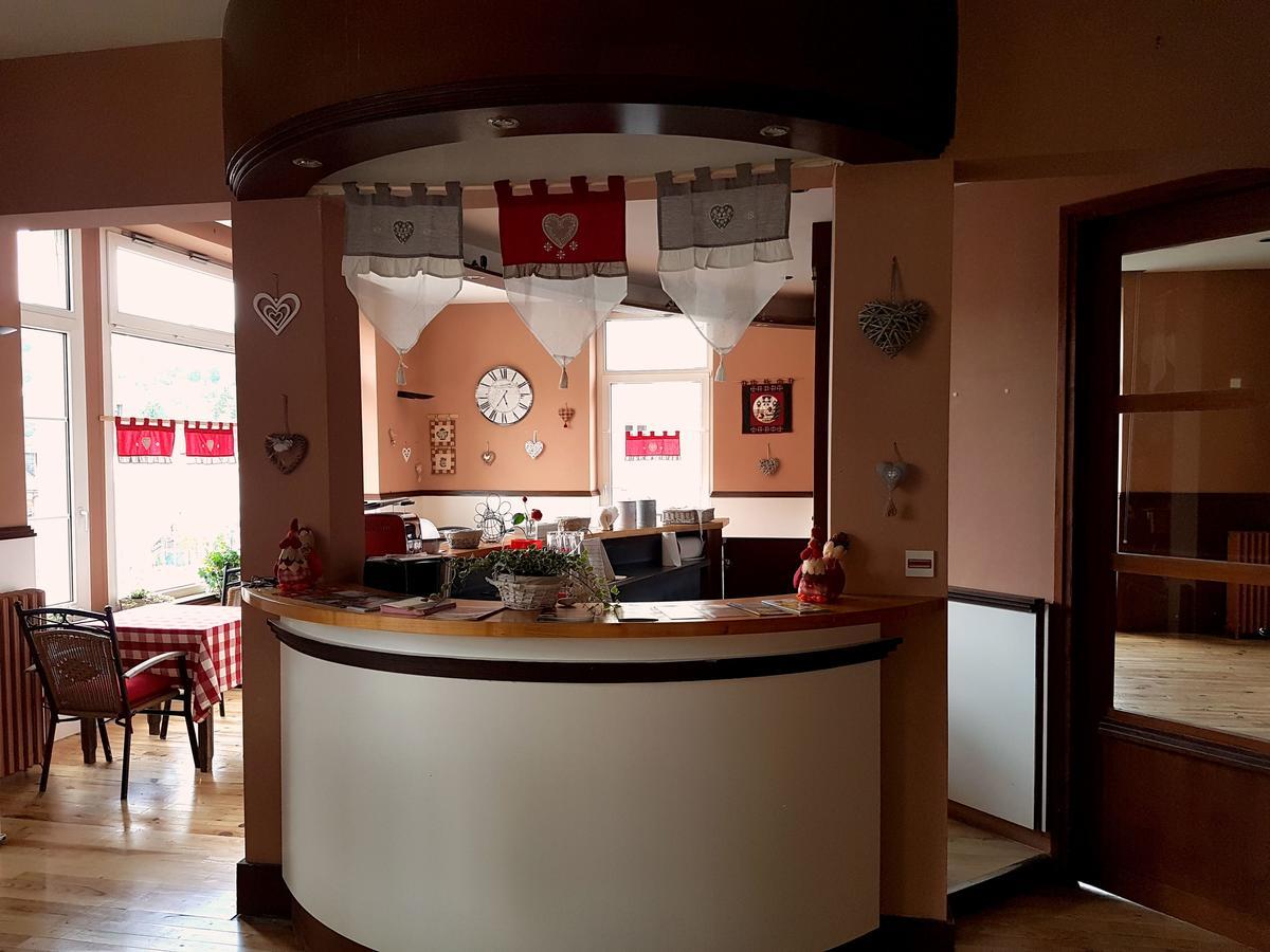 Le Pavillon Bed & Breakfast La Bourboule ภายนอก รูปภาพ