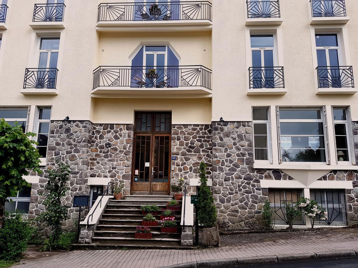 Le Pavillon Bed & Breakfast La Bourboule ภายนอก รูปภาพ