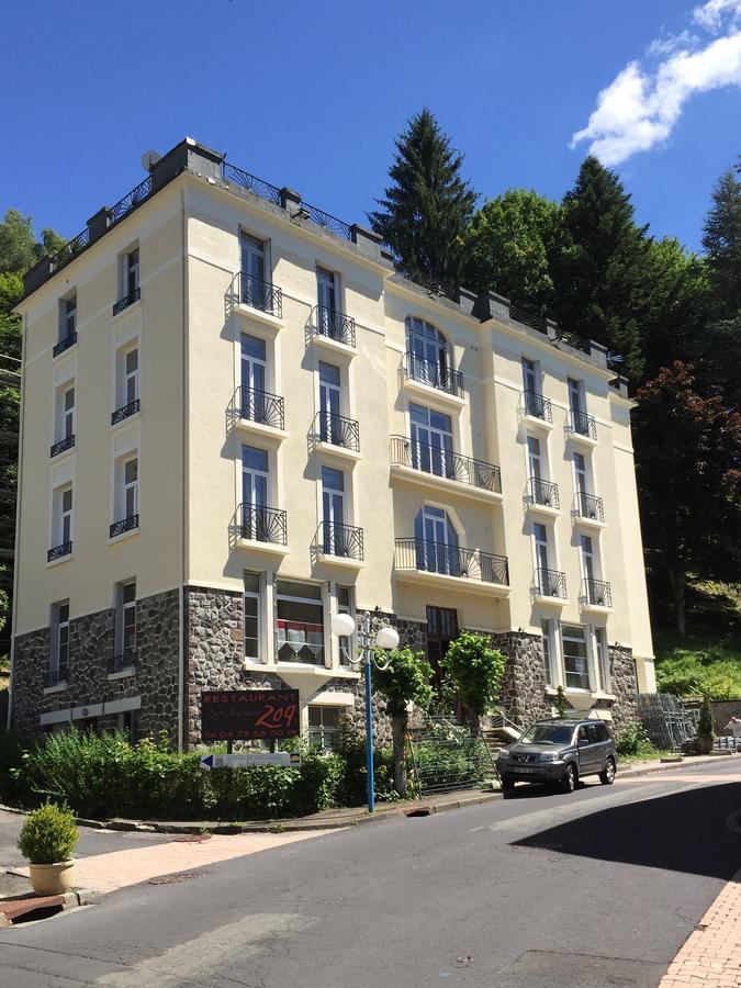 Le Pavillon Bed & Breakfast La Bourboule ภายนอก รูปภาพ